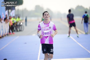 BINH DUONG NEW CITY HALF MARATHON 2024 - Ảnh #1774342