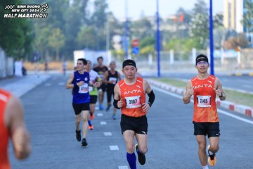 BINH DUONG NEW CITY HALF MARATHON 2024 - Ảnh #1775270