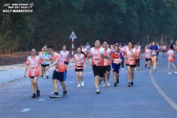 BINH DUONG NEW CITY HALF MARATHON 2024 - Ảnh #1772967