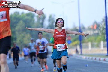 BINH DUONG NEW CITY HALF MARATHON 2024 - Ảnh #1763652