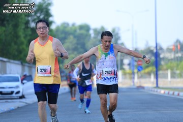 BINH DUONG NEW CITY HALF MARATHON 2024 - Ảnh #1767301