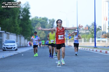 BINH DUONG NEW CITY HALF MARATHON 2024 - Ảnh #1766711