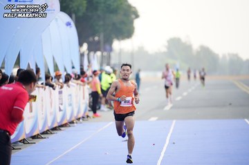 BINH DUONG NEW CITY HALF MARATHON 2024 - Ảnh #1774669
