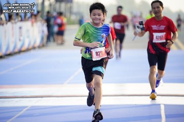 BINH DUONG NEW CITY HALF MARATHON 2024 - Ảnh #1761483
