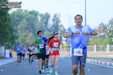 BINH DUONG NEW CITY HALF MARATHON 2024 - Ảnh #1764573