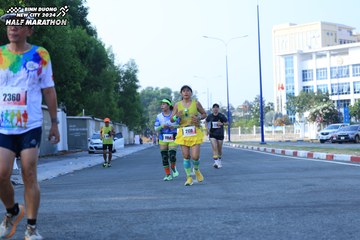 BINH DUONG NEW CITY HALF MARATHON 2024 - Ảnh #1767669
