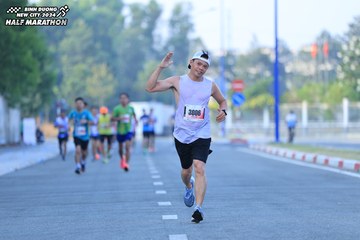 BINH DUONG NEW CITY HALF MARATHON 2024 - Ảnh #1775363