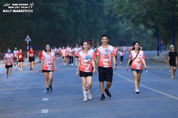 BINH DUONG NEW CITY HALF MARATHON 2024 - Ảnh #1773972