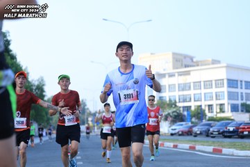 BINH DUONG NEW CITY HALF MARATHON 2024 - Ảnh #1775810