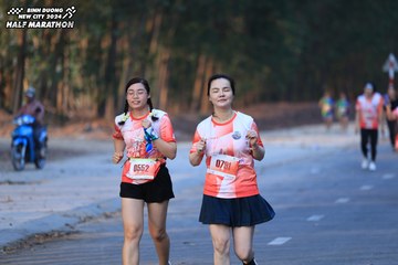 BINH DUONG NEW CITY HALF MARATHON 2024 - Ảnh #1773516