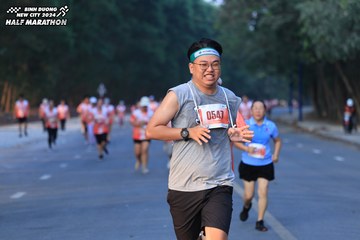 BINH DUONG NEW CITY HALF MARATHON 2024 - Ảnh #1773317
