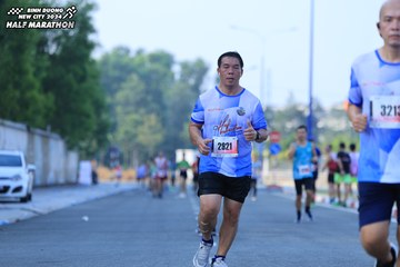 BINH DUONG NEW CITY HALF MARATHON 2024 - Ảnh #1765665