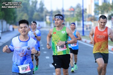 BINH DUONG NEW CITY HALF MARATHON 2024 - Ảnh #1774998