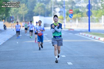 BINH DUONG NEW CITY HALF MARATHON 2024 - Ảnh #1769247