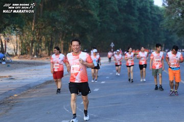 BINH DUONG NEW CITY HALF MARATHON 2024 - Ảnh #1774325