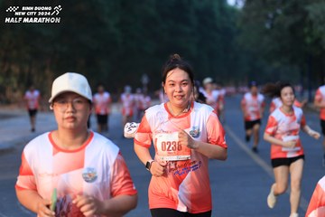 BINH DUONG NEW CITY HALF MARATHON 2024 - Ảnh #1773358