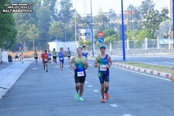 BINH DUONG NEW CITY HALF MARATHON 2024 - Ảnh #1774898