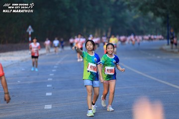 BINH DUONG NEW CITY HALF MARATHON 2024 - Ảnh #1773658