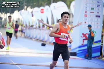 BINH DUONG NEW CITY HALF MARATHON 2024 - Ảnh #1762716