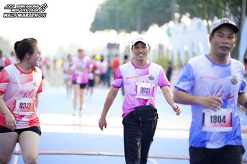 BINH DUONG NEW CITY HALF MARATHON 2024 - Ảnh #1767616