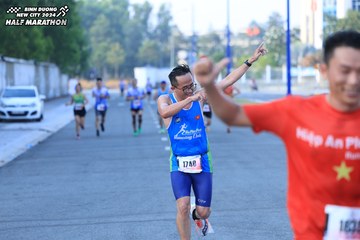 BINH DUONG NEW CITY HALF MARATHON 2024 - Ảnh #1774951