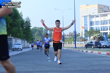 BINH DUONG NEW CITY HALF MARATHON 2024 - Ảnh #1766934