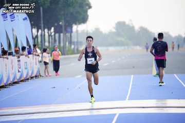 BINH DUONG NEW CITY HALF MARATHON 2024 - Ảnh #1773076
