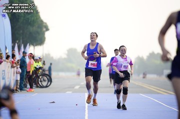 BINH DUONG NEW CITY HALF MARATHON 2024 - Ảnh #1776070
