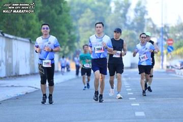 BINH DUONG NEW CITY HALF MARATHON 2024 - Ảnh #1768214