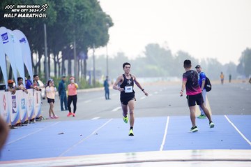 BINH DUONG NEW CITY HALF MARATHON 2024 - Ảnh #1773024