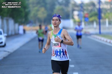 BINH DUONG NEW CITY HALF MARATHON 2024 - Ảnh #1775107