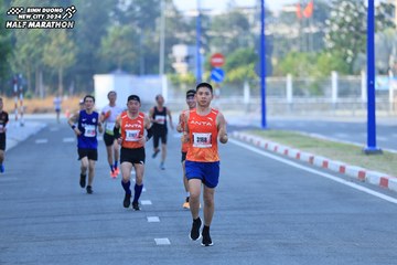 BINH DUONG NEW CITY HALF MARATHON 2024 - Ảnh #1775235