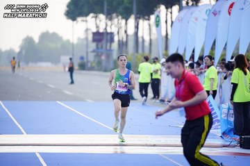 BINH DUONG NEW CITY HALF MARATHON 2024 - Ảnh #1773294