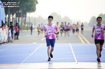 BINH DUONG NEW CITY HALF MARATHON 2024 - Ảnh #1761308