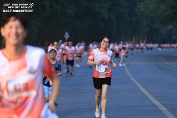 BINH DUONG NEW CITY HALF MARATHON 2024 - Ảnh #1772939