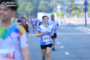 BINH DUONG NEW CITY HALF MARATHON 2024 - Ảnh #1769863