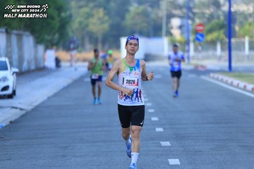BINH DUONG NEW CITY HALF MARATHON 2024 - Ảnh #1775093