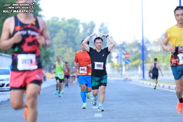 BINH DUONG NEW CITY HALF MARATHON 2024 - Ảnh #1775642