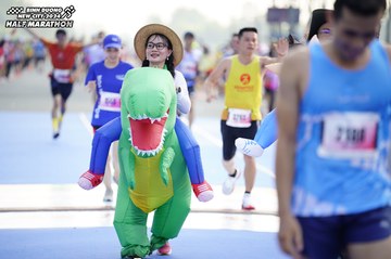 BINH DUONG NEW CITY HALF MARATHON 2024 - Ảnh #1768778