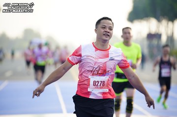 BINH DUONG NEW CITY HALF MARATHON 2024 - Ảnh #1761523