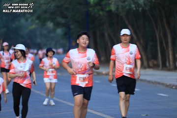 BINH DUONG NEW CITY HALF MARATHON 2024 - Ảnh #1773898