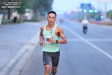 BINH DUONG NEW CITY HALF MARATHON 2024 - Ảnh #1765124