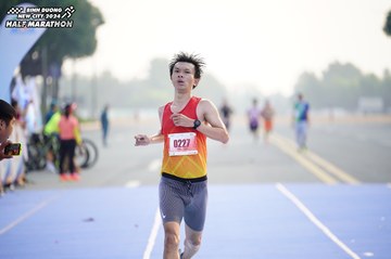 BINH DUONG NEW CITY HALF MARATHON 2024 - Ảnh #1775465