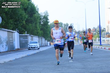 BINH DUONG NEW CITY HALF MARATHON 2024 - Ảnh #1775499