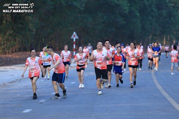 BINH DUONG NEW CITY HALF MARATHON 2024 - Ảnh #1772968