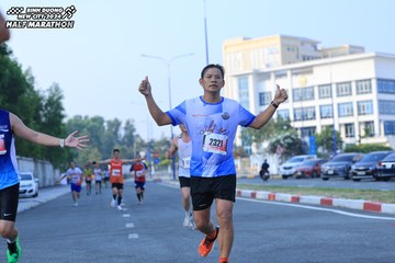 BINH DUONG NEW CITY HALF MARATHON 2024 - Ảnh #1775434
