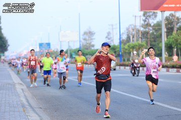 BINH DUONG NEW CITY HALF MARATHON 2024 - Ảnh #1774250