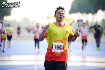 BINH DUONG NEW CITY HALF MARATHON 2024 - Ảnh #1761846