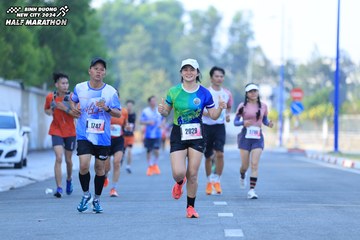 BINH DUONG NEW CITY HALF MARATHON 2024 - Ảnh #1766454