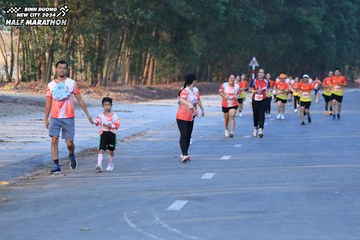 BINH DUONG NEW CITY HALF MARATHON 2024 - Ảnh #1774439